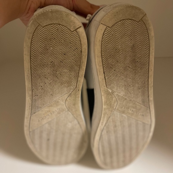 Authentic Givenchy sneakers - Picture 8 of 8